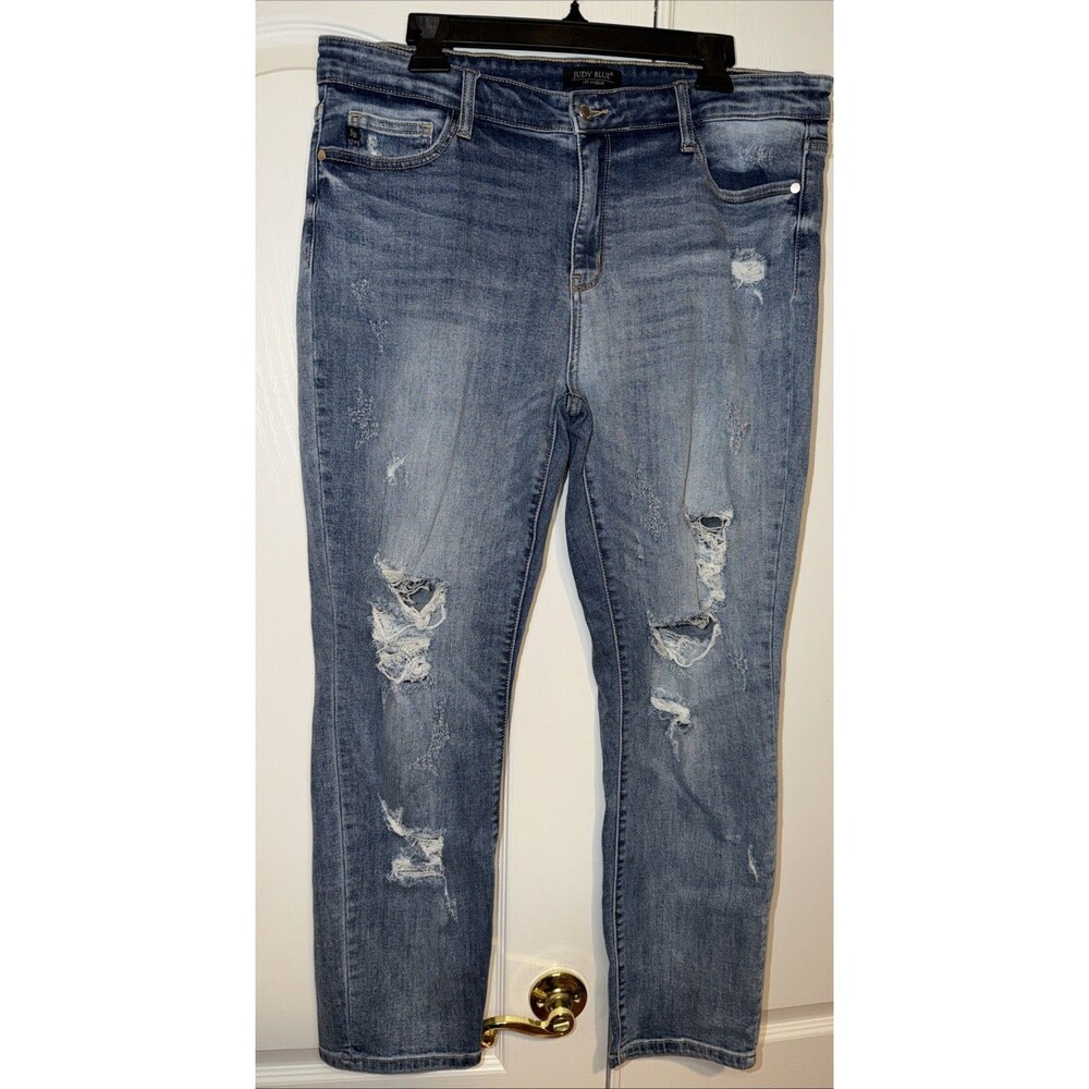 Judy Blue Boyfriend Fit Midrise Jeans Women Size 15/32 Distressed Stretch Denim